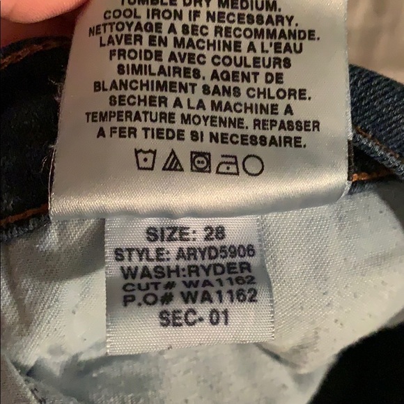 Joe’s Jeans capris - Picture 4 of 5